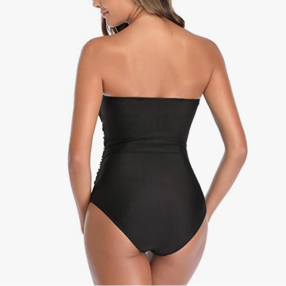 Womens Ruched Swimsuit - Picture 4 of 10